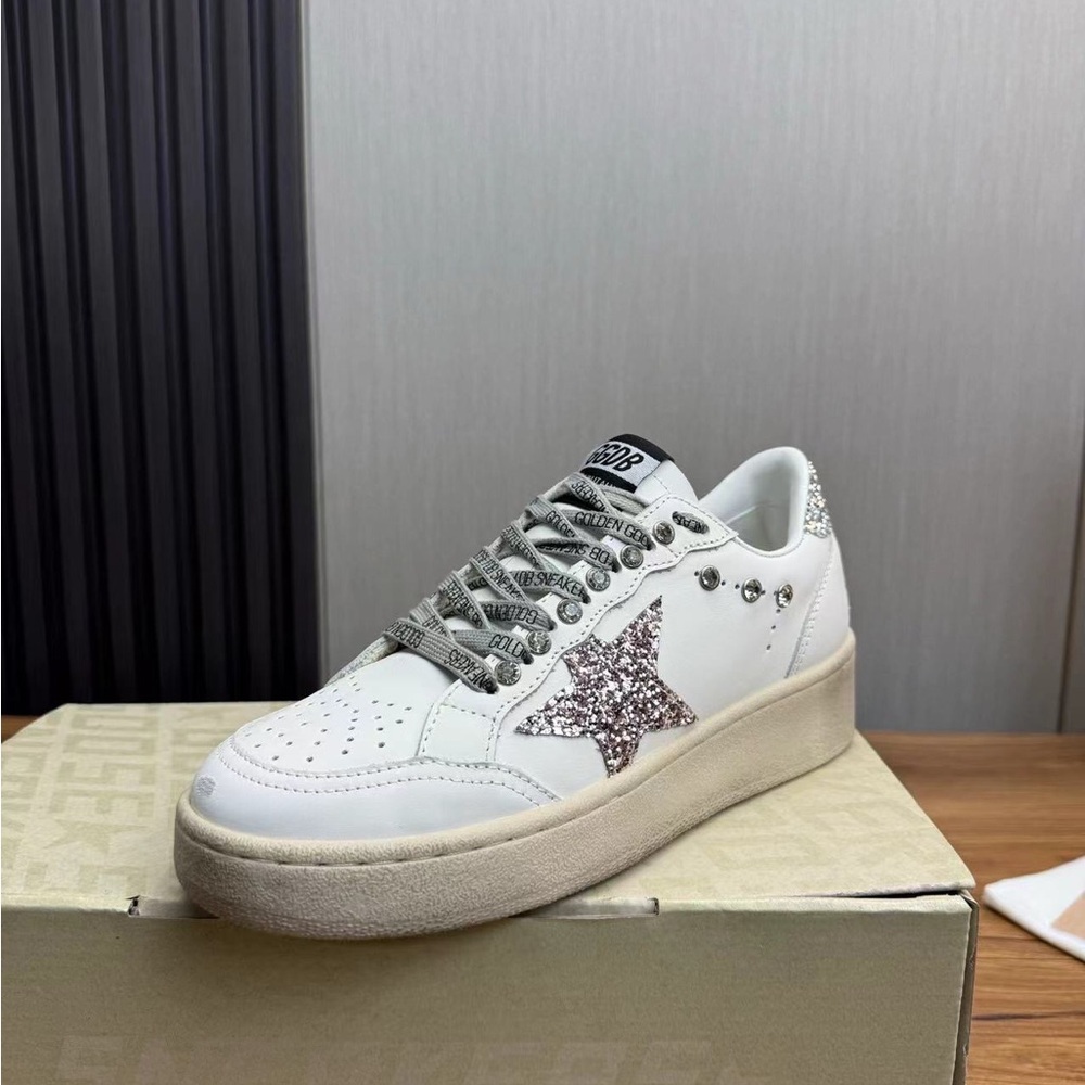 Golden Goose White Sneakers - Picture 6 of 6